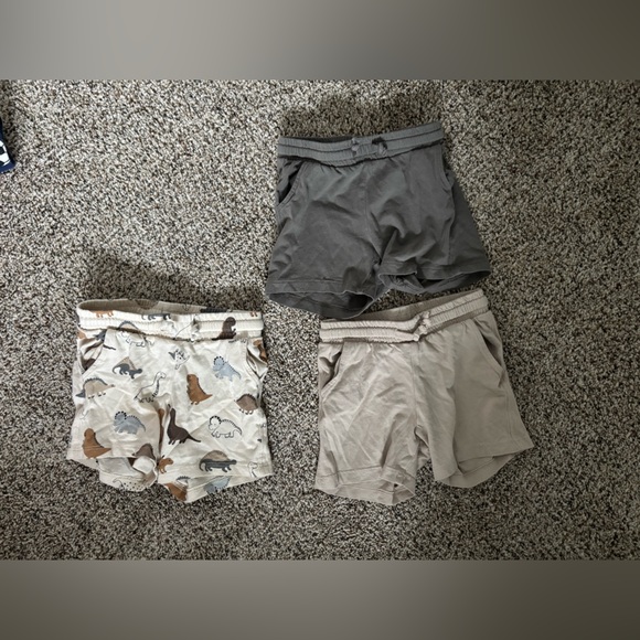 H&M Short Set - Picture 3 of 5